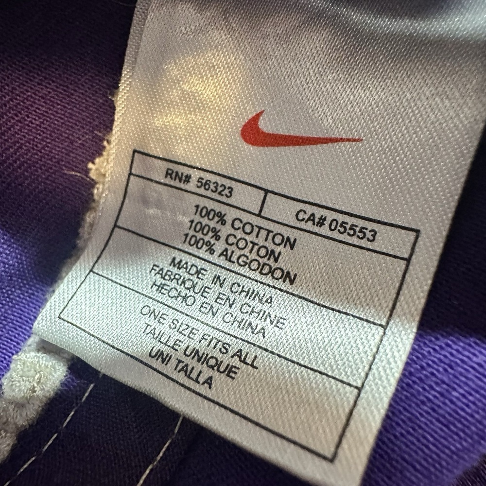 Vintage Nike Washington Huskies Hat Purple Gold Flex Fit Y2K NCAA Cap One Size - Picture 6 of 7